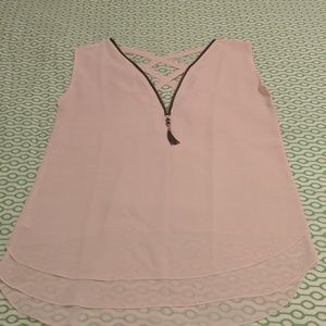 Women's sleeveless top